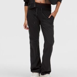 Lululemon BLACK Mid-Rise Dance Studio Pants Size 4